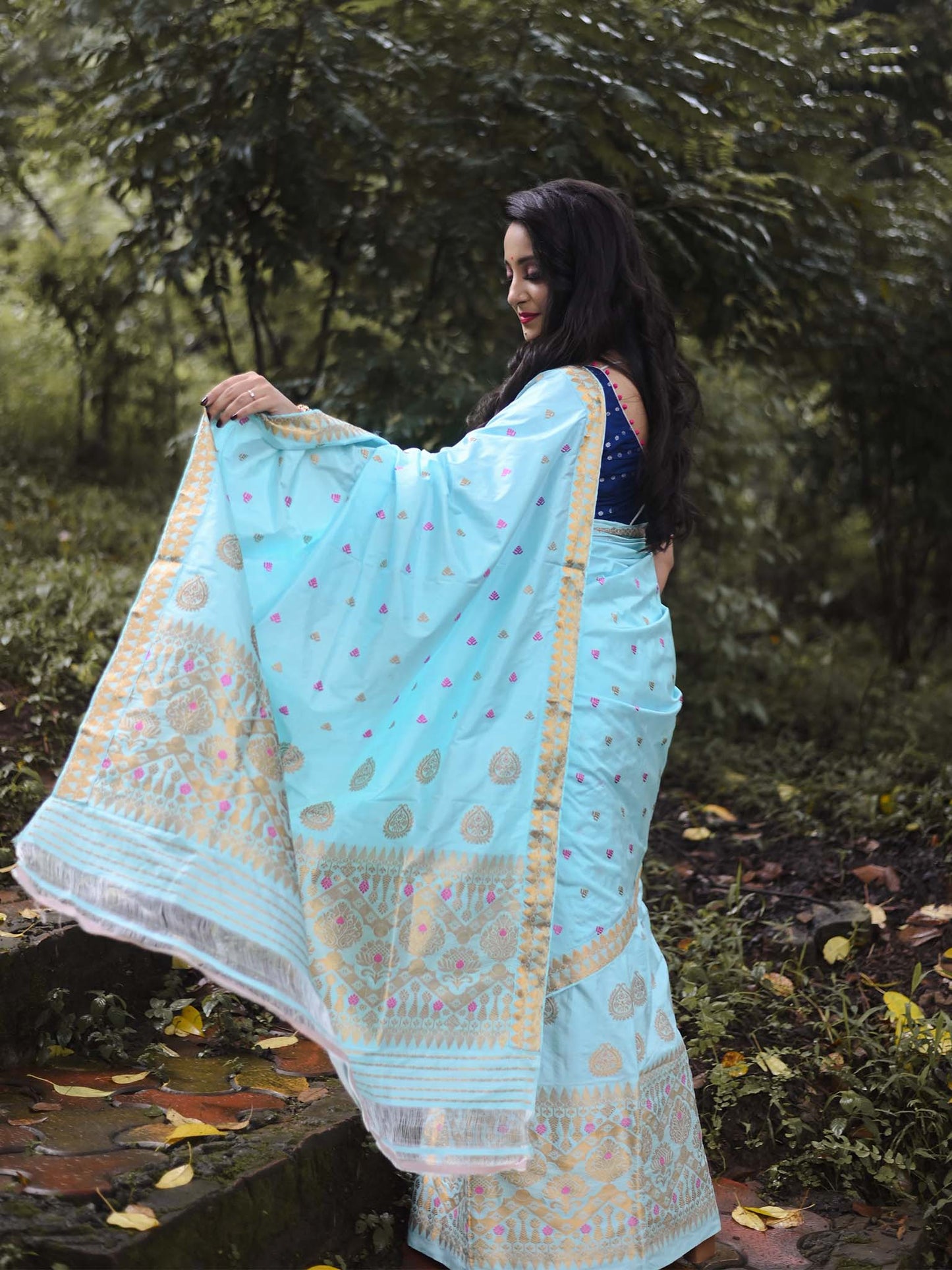 Blizzard Blue Pure Paat Silk Mekhela Sador