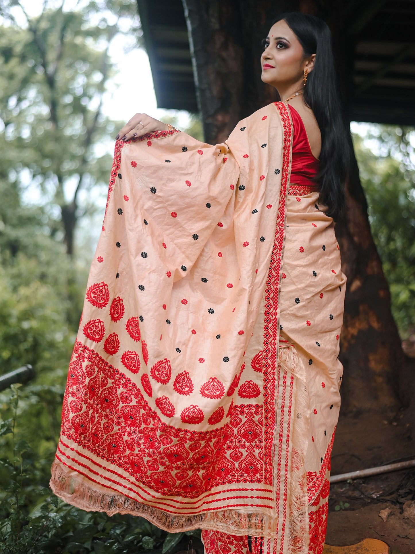 Albescent White-Maroon Muga Pure Paat Silk Mekhela Sador