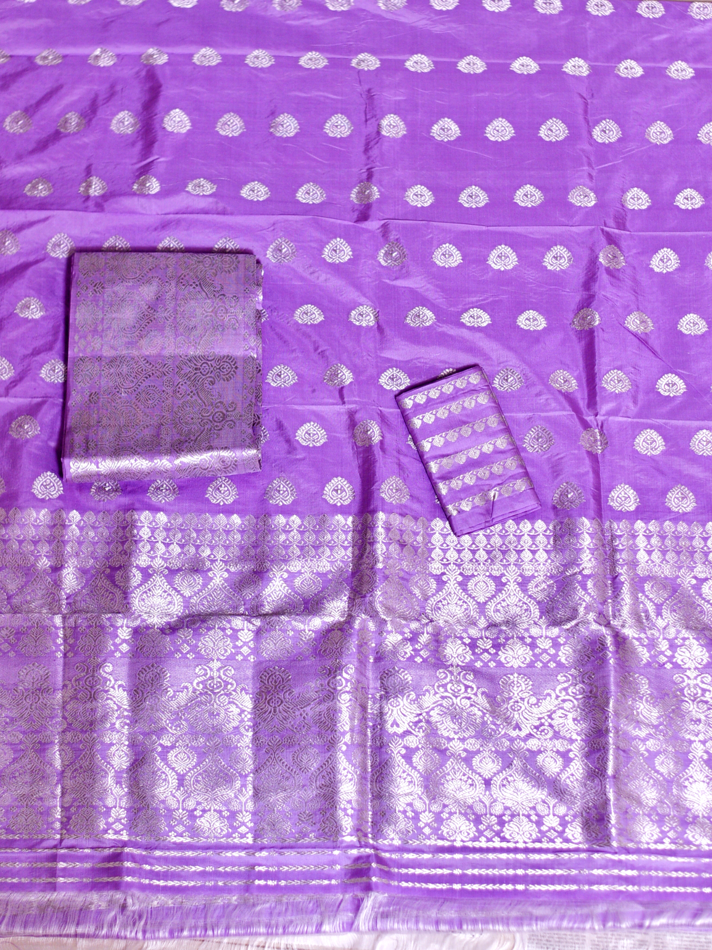 Light Pastel Purple Pure Paat Silk Mekhela Sador